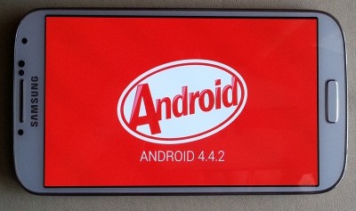 kitkat_galaxy_s4